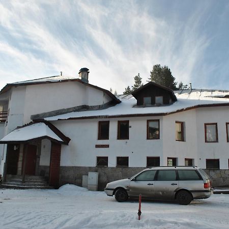 Kris Guesthouse Stoykite Eksteriør billede