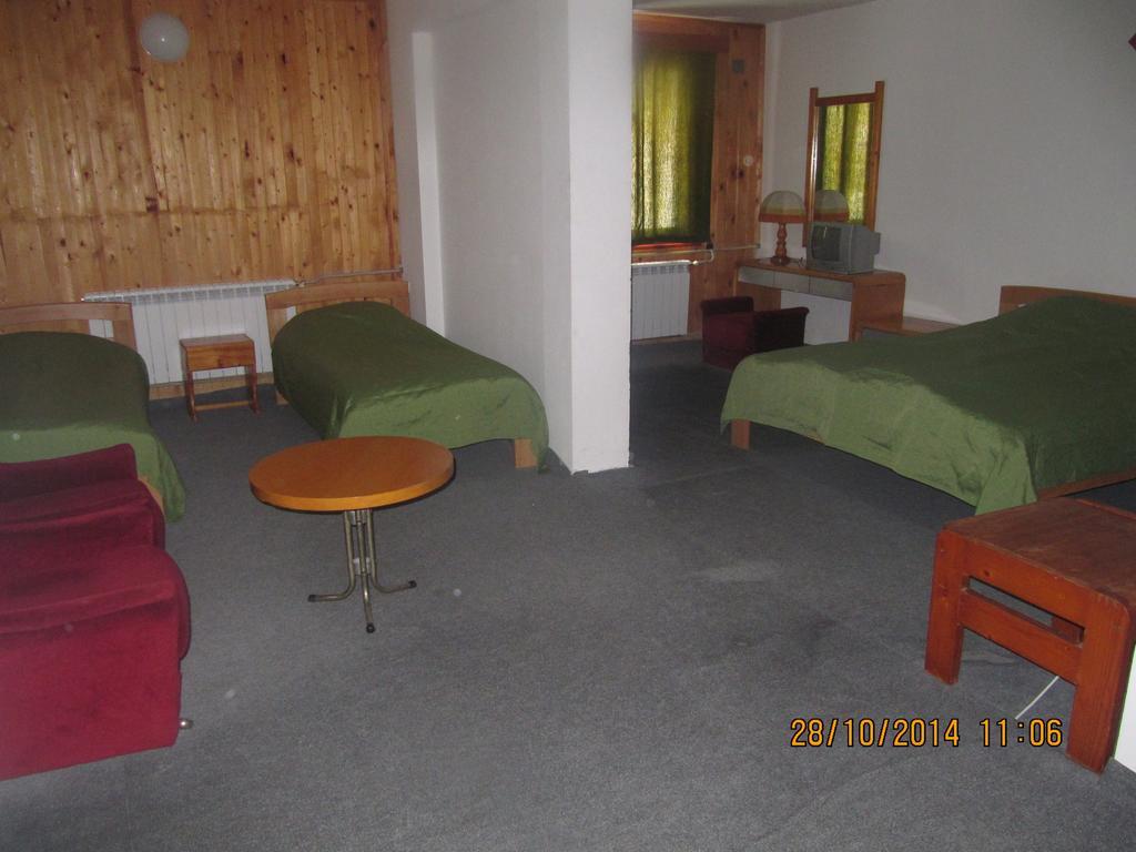 Kris Guesthouse Stoykite Eksteriør billede